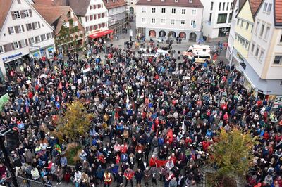 Kundgebung 2018: #aufstehen gegen Fremdenfeindlichkeit, Rechtsextremismus und Gewalt