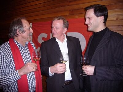 v. links Helmuth Hess, Claus Schmiedel, SPD-Landtagskandidat Tobias Weitmann